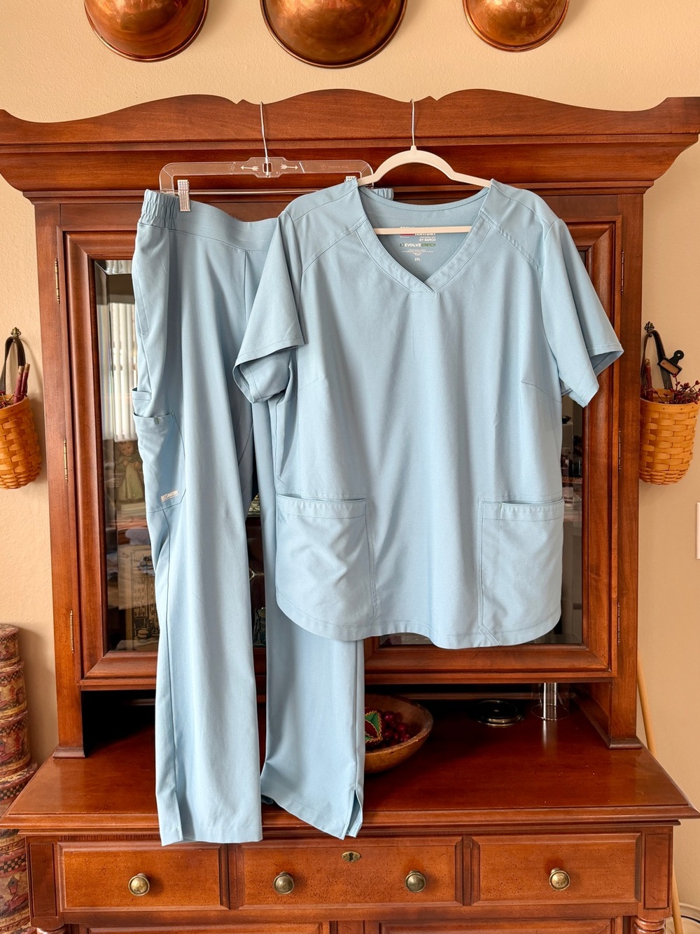 Grey’s Anatomy Ocean Mist blue Scrub Set 2XL